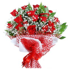 11 kırmızı gülden buket  Kayseri çiçek çiçek servisi , çiçekçi adresleri 