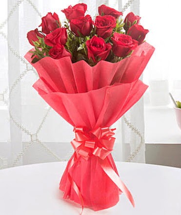 12 adet kırmızı gülden modern buket  Kayseri özvatan çiçek çiçek , çiçekçi , çiçekçilik 
