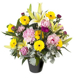karisik mevsim çiçeklerinden vazo tanzimi  Kayseri çiçek çiçek online çiçek siparişi 